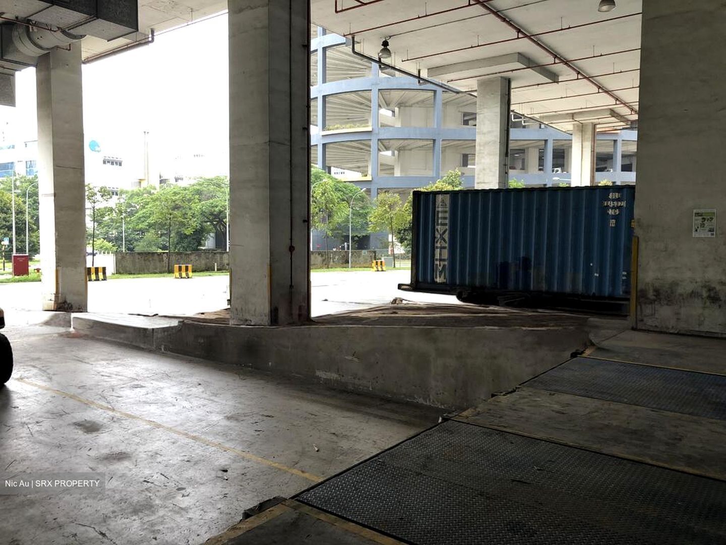 West Park Bizcentral (D22), Warehouse #575459751